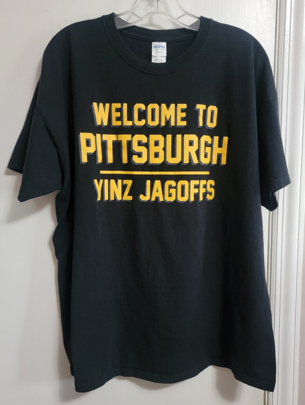 Welcome to Pittsburgh Yinz Jagoffs T-shirt